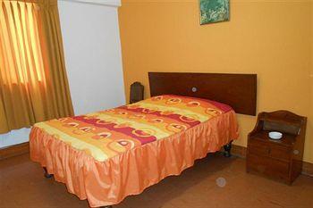 Cesar Alberto Inn 2*